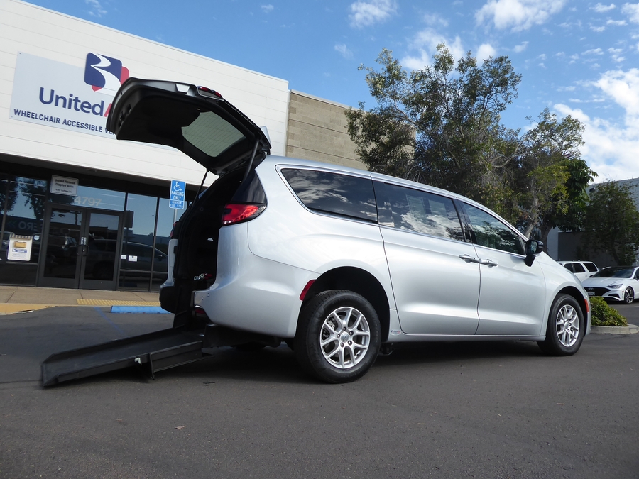 Used 2024 Chrysler Pacifica Touring - ATS Rear Entry Fold Out Manual Ramp