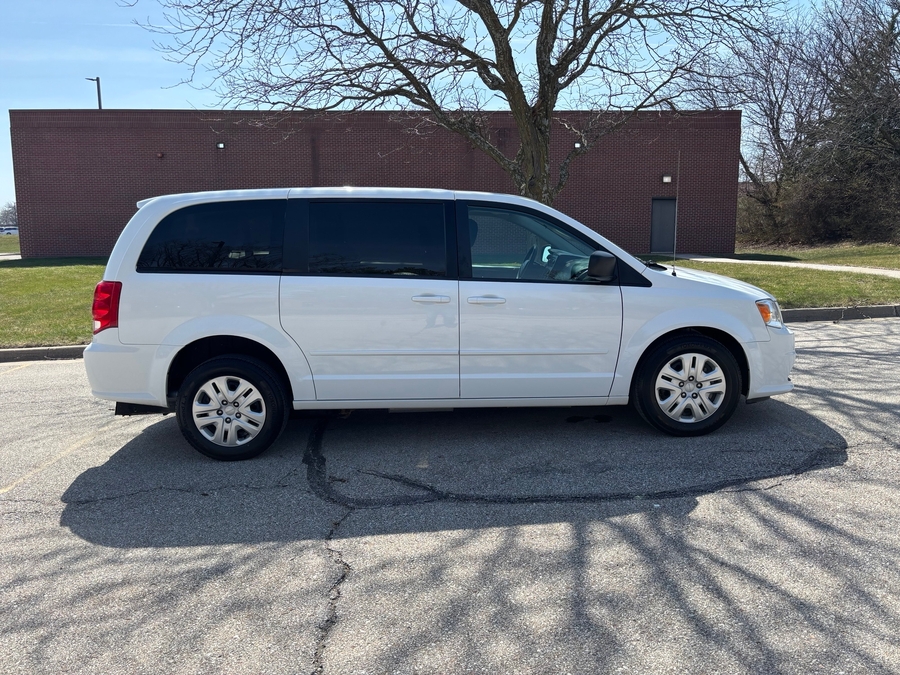 Used 2016 Dodge Grand Caravan SE - OTH Rear Entry Entry Fold Out Manual Ramp