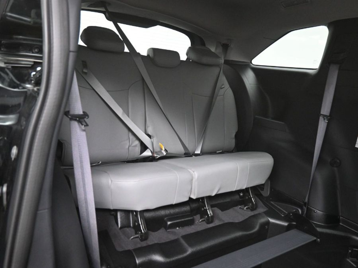 Black Toyota Sienna image number 9