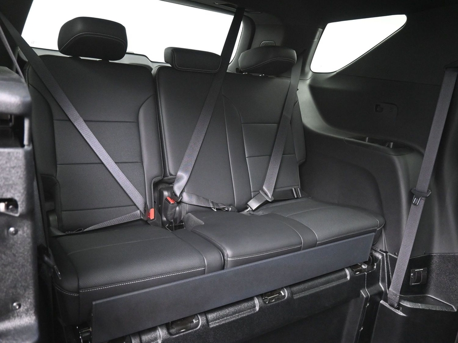 New 2025 Chevrolet Traverse 1LT Midnight - BraunAbility Side Entry Entry In Floor Automatic Ramp