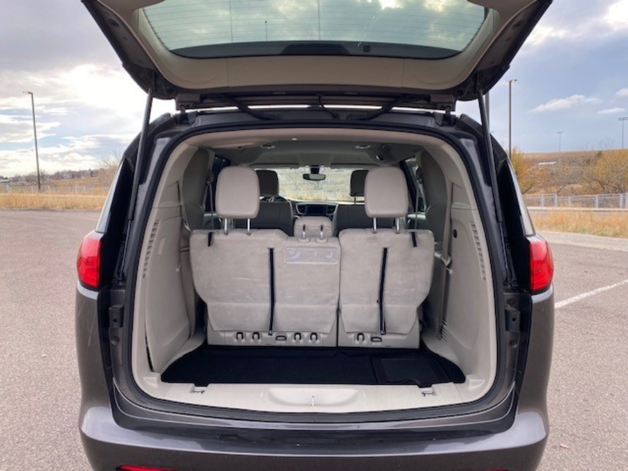 Used 2021 Chrysler Voyager LXi - BraunAbility Side Entry Entry Fold Out Automatic Ramp