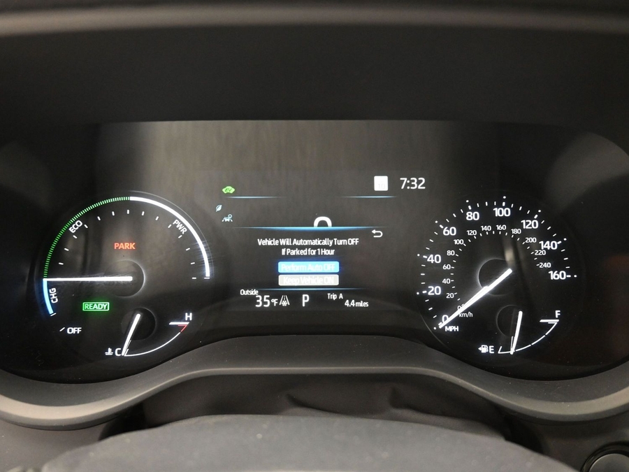 New 2025 Toyota Sienna Hybrid XLE Plus - BraunAbility Side Entry Entry Fold Out Automatic Ramp