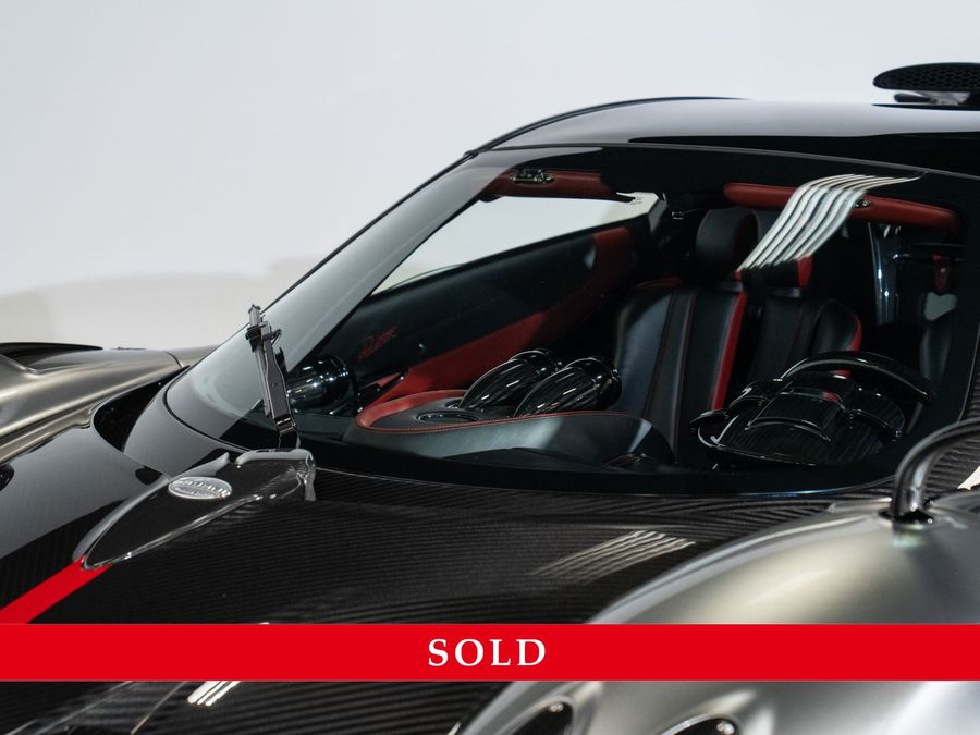 2017 Pagani Huayra Roadster