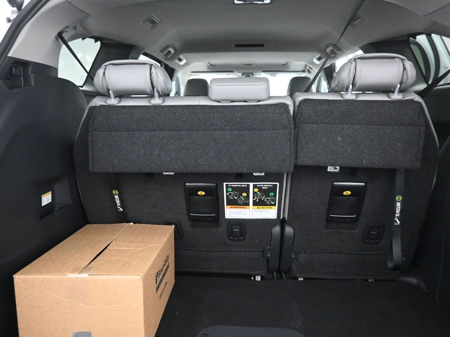 New 2026 Toyota Sienna Hybrid XLE Add - BraunAbility Side Entry In Floor Automatic Ramp