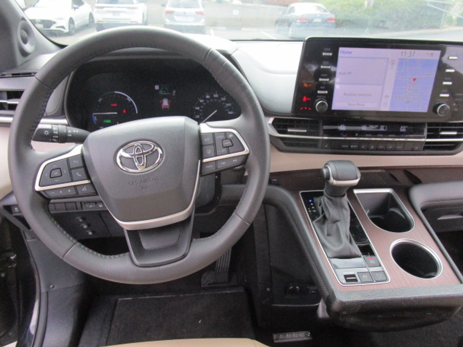 Used 2024 Toyota Sienna Hybrid XLE Base - VMI Side Entry Entry In Floor Automatic Ramp