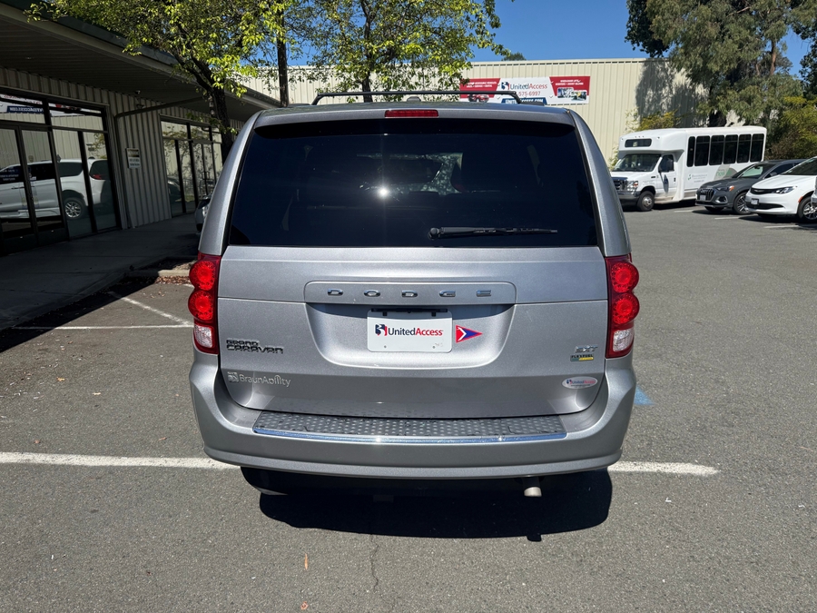 Used 2017 DODGE GRAND CARAVAN SXT - BraunAbility Side Entry Entry Fold Out Automatic Ramp