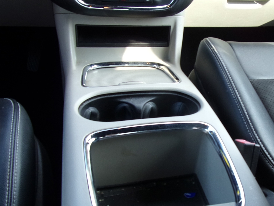 2019 Dodge Grand Caravan SXT - Photo 12