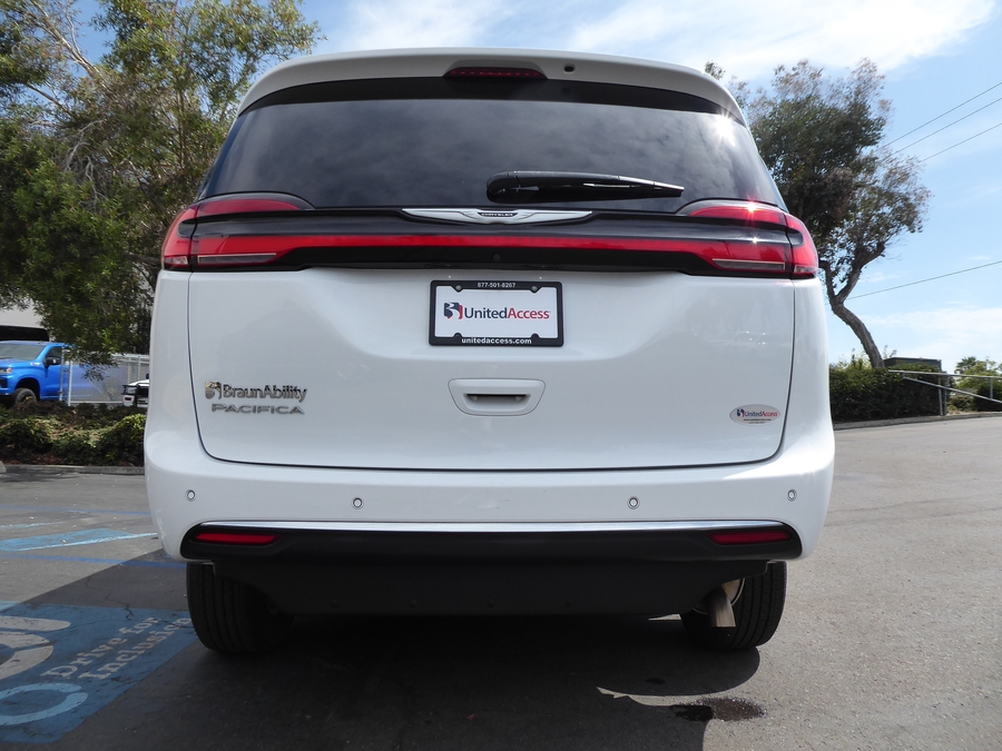 Used 2023 Chrysler Pacifica Touring L - BraunAbility Side Entry Fold Out Automatic Ramp