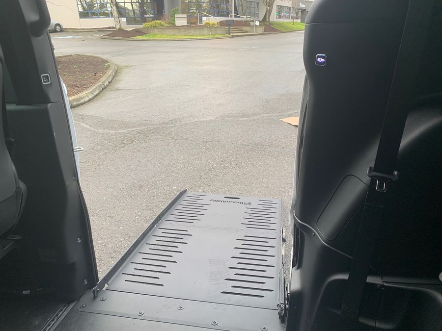 Used 2025 Chrysler Pacifica Select Safety - BraunAbility Side Entry Fold Out Automatic Ramp
