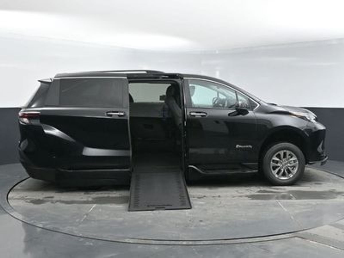 Black Toyota Sienna with Side Entry Automatic In Floor ramp