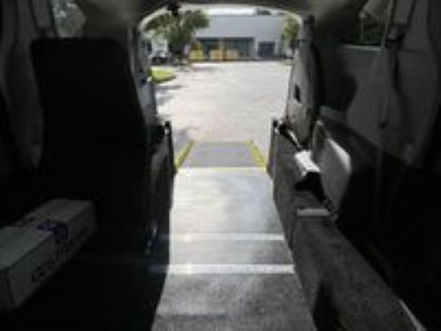 Used 2023 Toyota Sienna Hybrid LE - Vantage Mobility Rear Entry Entry Fold Out Manual Ramp