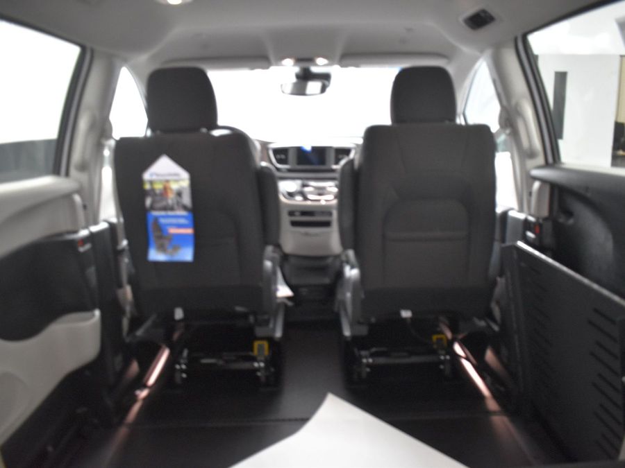 Used 2024 Chrysler Voyager LX - BraunAbility Side Entry Entry Fold Out Automatic Ramp