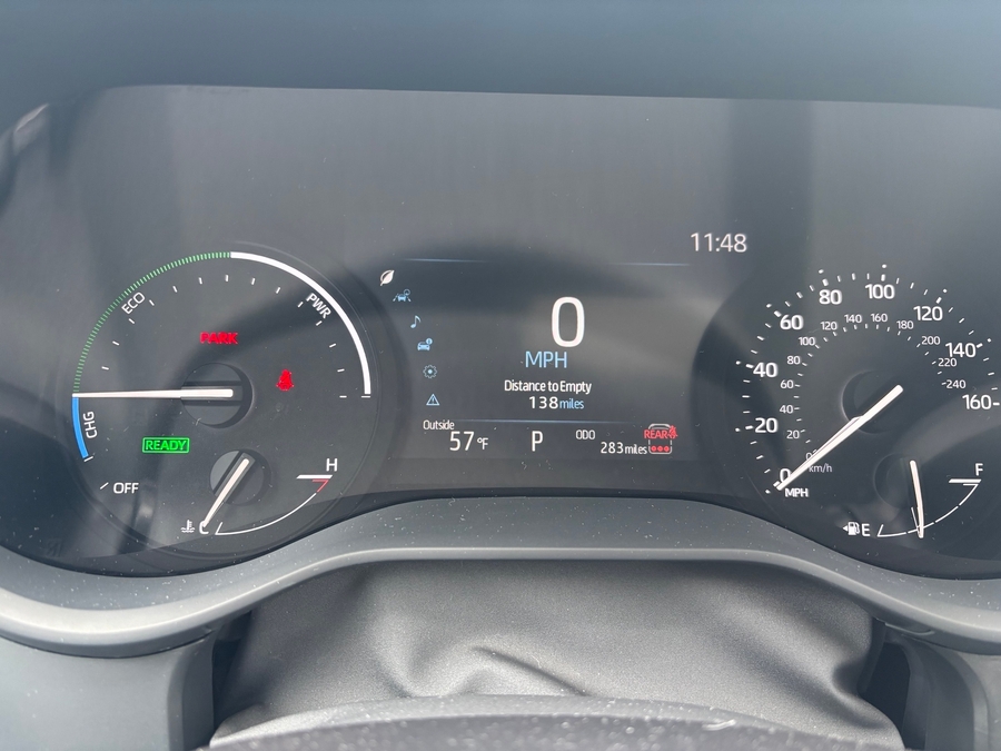 Used 2025 Toyota Sienna Hybrid XLE - BraunAbility Side Entry Entry Fold Out Automatic Ramp