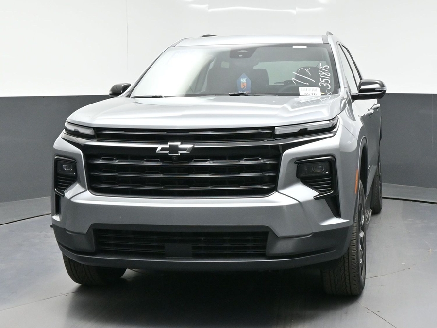 New 2026 Chevrolet Traverse 1LT Midnight - BraunAbility Side Entry In Floor Automatic Ramp