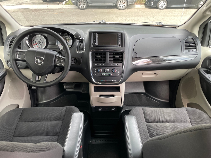 Used 2019 Dodge Grand Caravan SE - BraunAbility Side Entry Entry Fold Out Manual Ramp