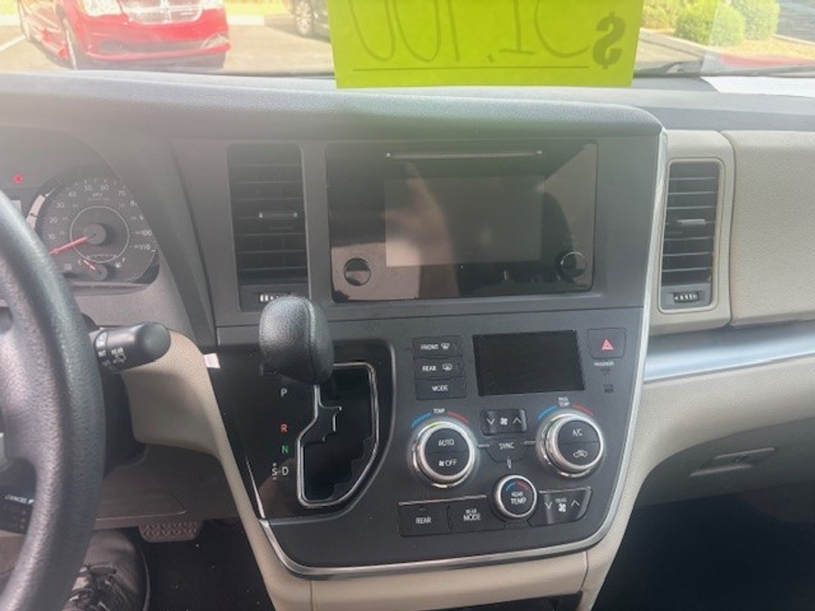 Used 2015 Toyota Sienna L - AMS Rear Entry Entry Fold Out Manual Ramp