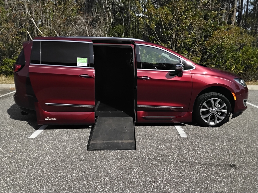 2019 CHRYSLER PACIFICA - Image 6