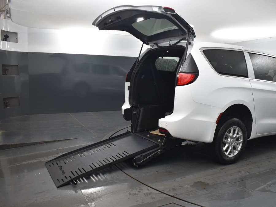 New 2025 Chrysler Voyager LX - BraunAbility Rear Entry Entry Fold Out Manual Ramp