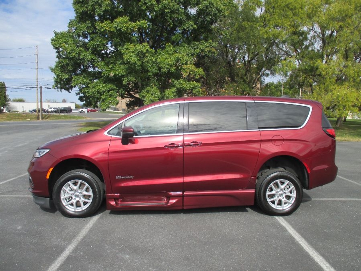 Red Chrysler Pacifica image number 2