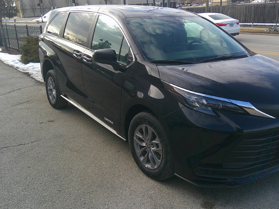 2025 TOYOTA SIENNA - Image 5