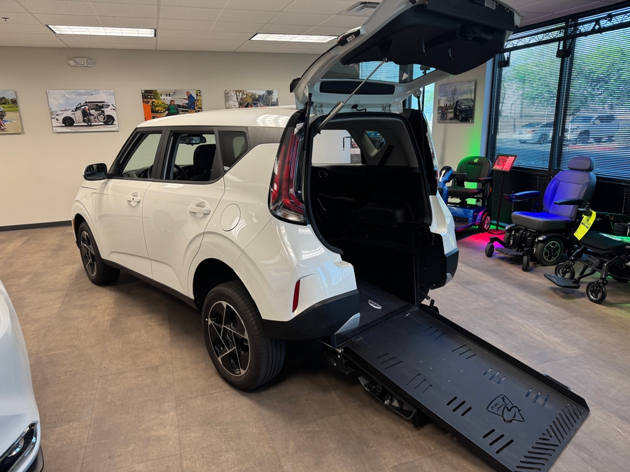 Used 2024 Kia Soul EX - Freedom Rear Entry Fold Out Automatic Ramp