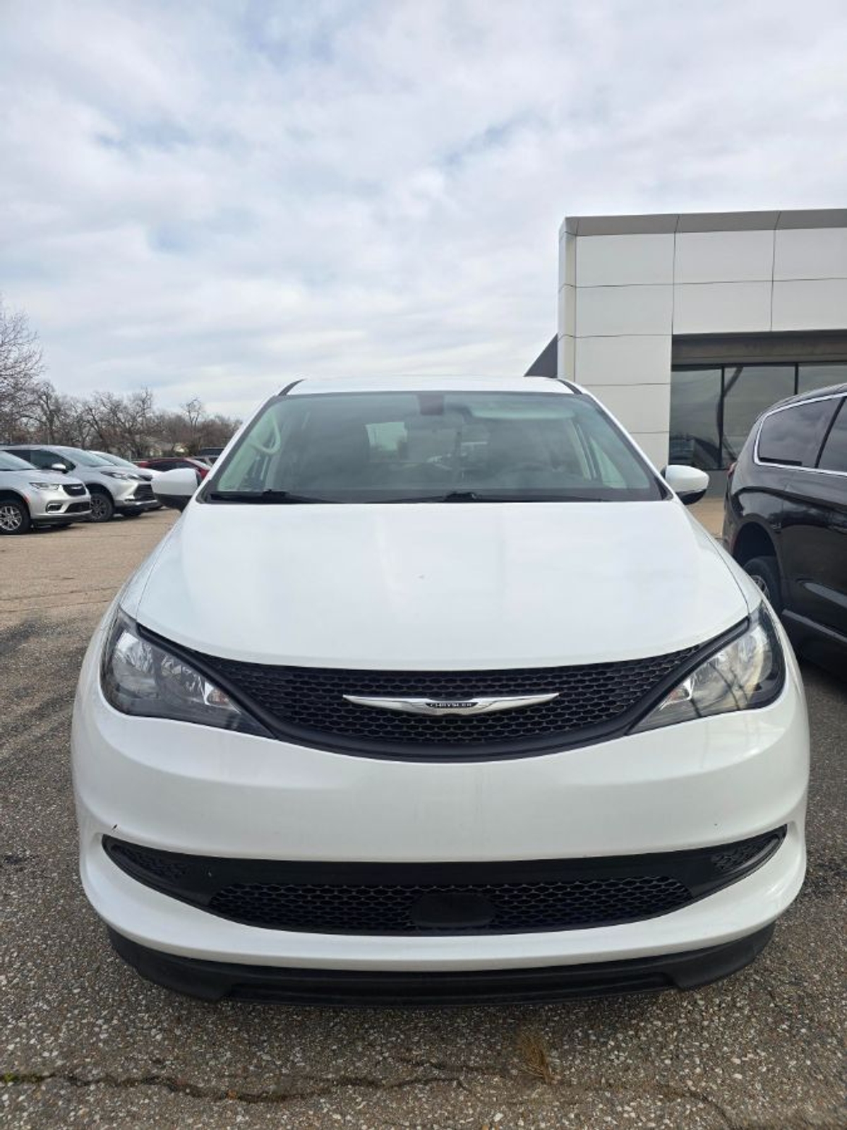 2022 CHRYSLER VOYAGER - Image 2