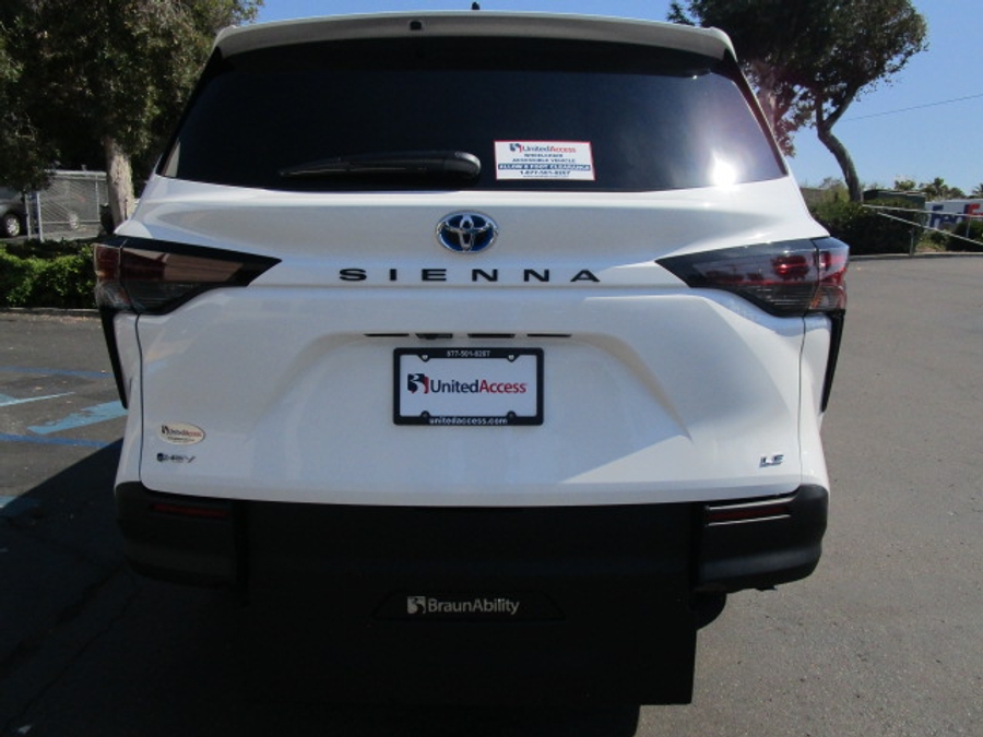 New 2025 Toyota Sienna Hybrid LE - BraunAbility Commercial Rear Entry Entry Fold Out Manual Ramp