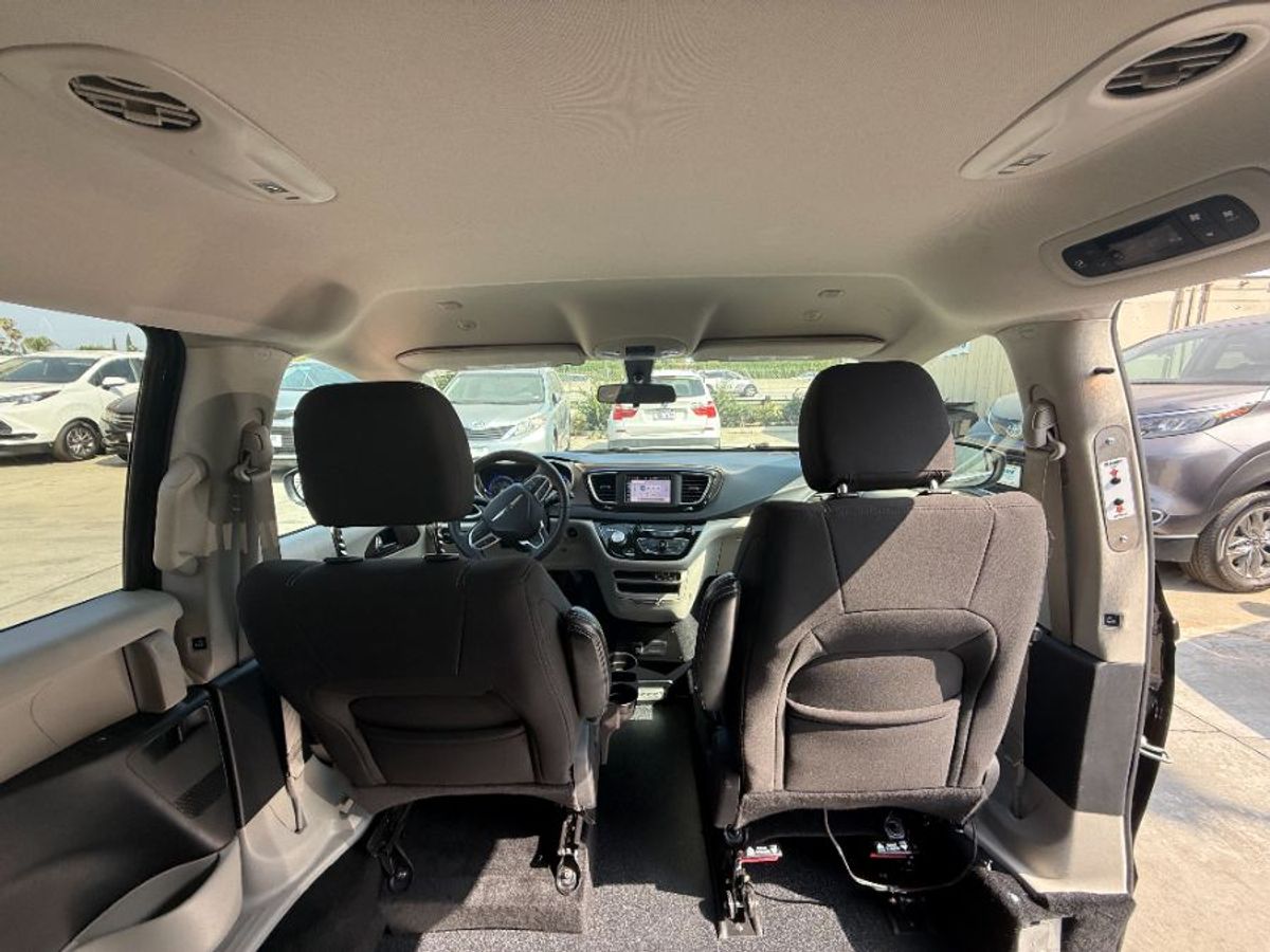 2022 CHRYSLER VOYAGER - Image 8