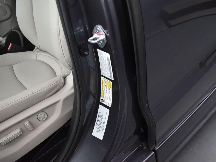 New 2025 Honda Odyssey EX-L - BraunAbility Side Entry Entry In Floor Automatic Ramp