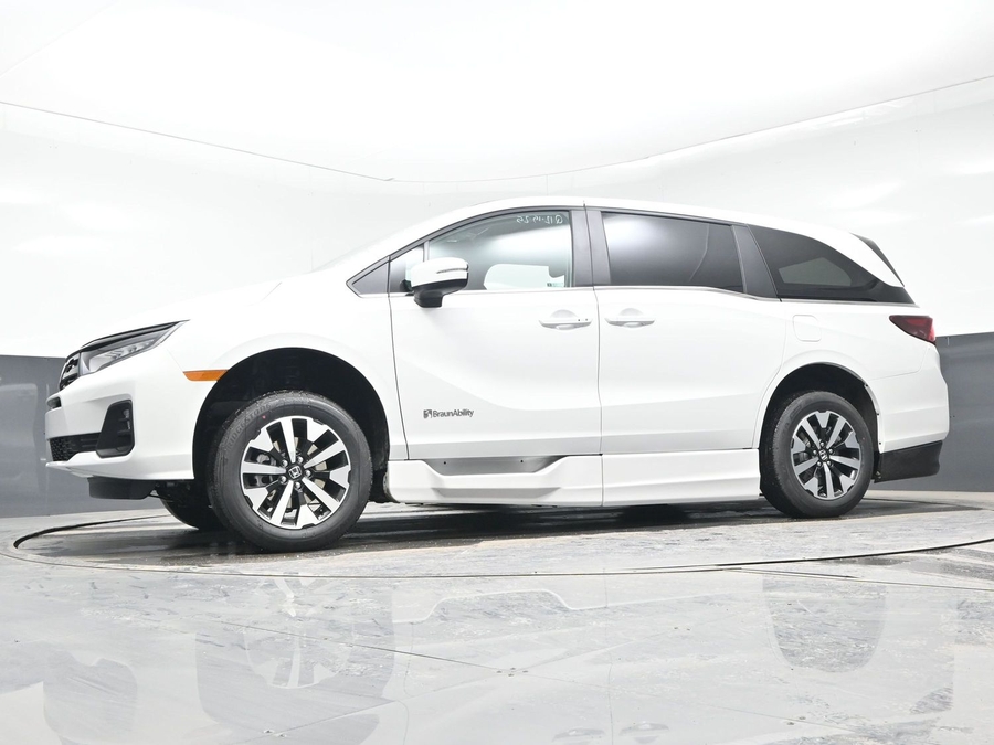 New 2026 Honda Odyssey EX-L - BraunAbility Side Entry Entry In Floor Automatic Ramp
