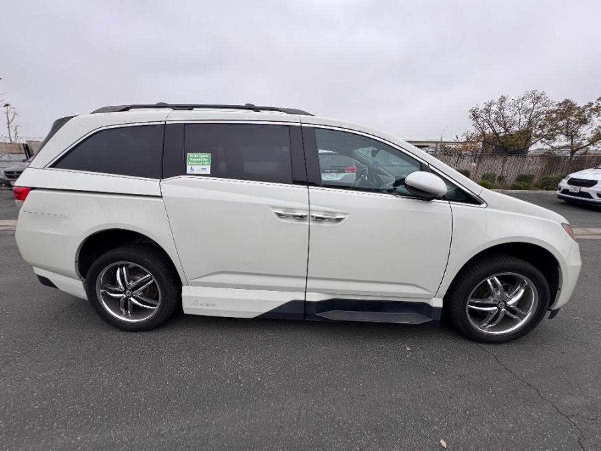 2015 HONDA ODYSSEY - Image 8