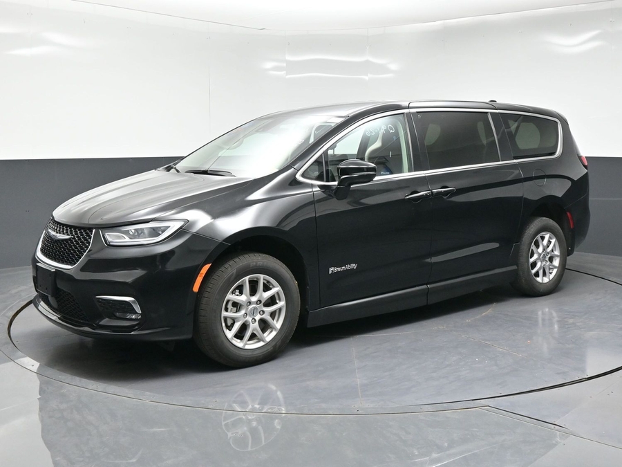 Used 2024 Chrysler Pacifica Touring L - BraunAbility Side Entry Fold Out Manual Ramp