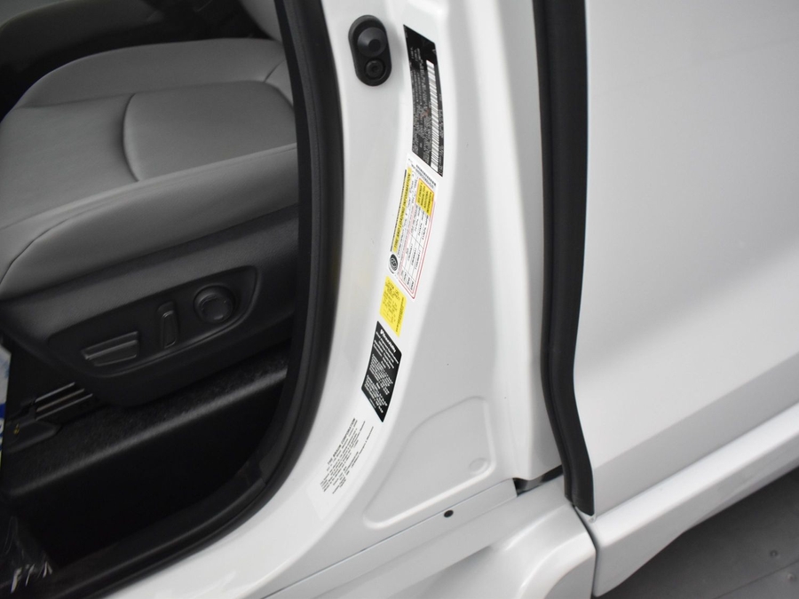 New 2025 Toyota Sienna Hybrid XLE Base - BraunAbility Side Entry Entry In Floor Automatic Ramp