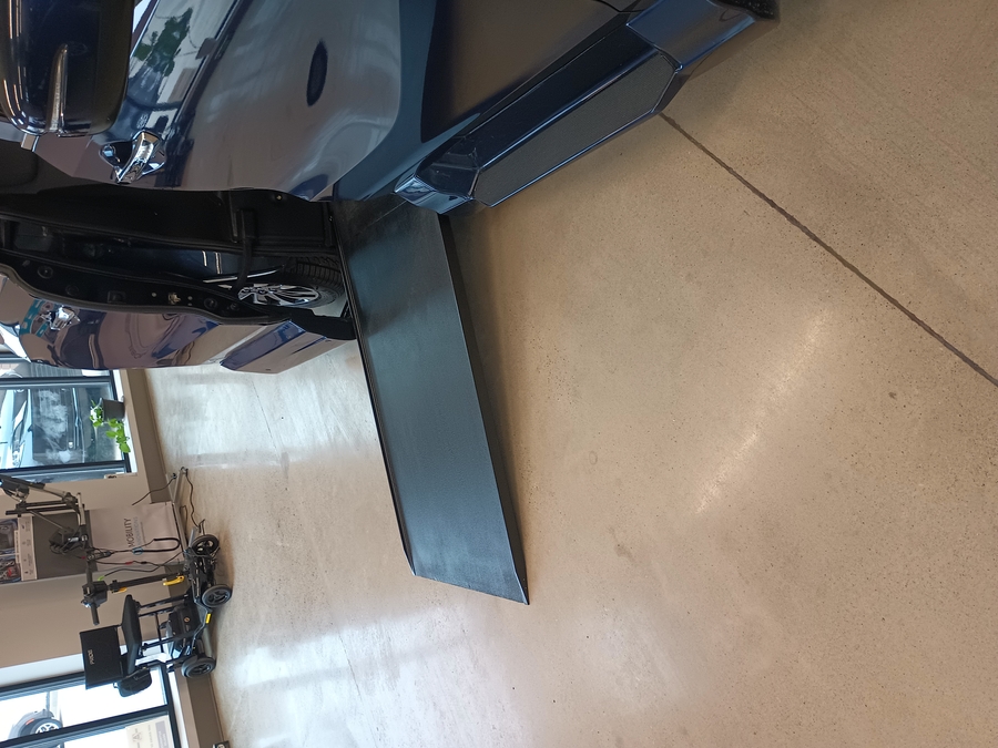 Blue Honda Odyssey image number 1