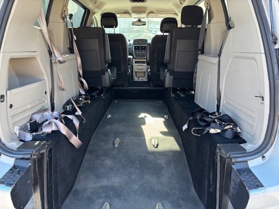 Used 2019 Dodge Grand Caravan SE - Freedom Rear Entry Entry Fold Out Manual Ramp