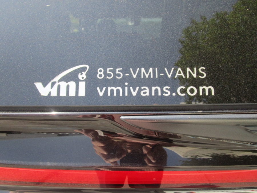 Used 2023 Chrysler Pacifica Touring L - VMI Side Entry Entry In Floor Automatic Ramp