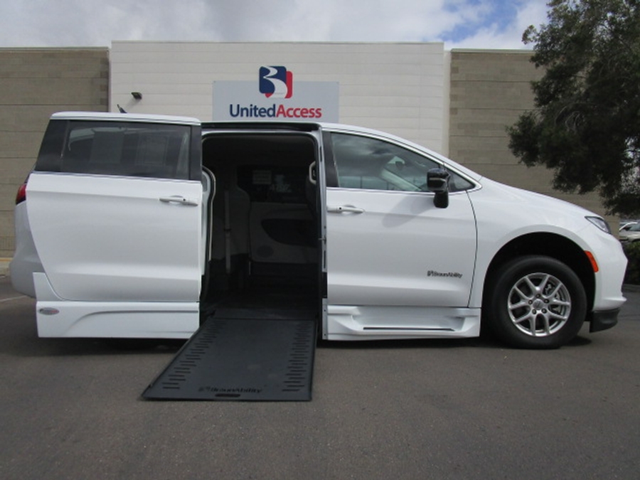 Used 2024 Chrysler Pacifica Touring L - BraunAbility Side Entry Entry In Floor Automatic Ramp