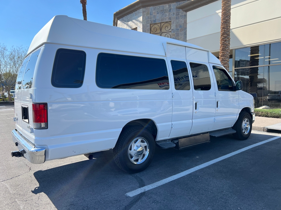 Used 2014 Ford E-Series E-350 SD XL - OTH Side Entry Entry Lift Automatic Ramp