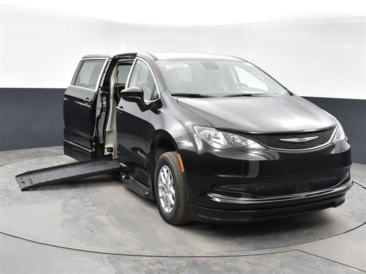 2023 CHRYSLER VOYAGER - Image 7