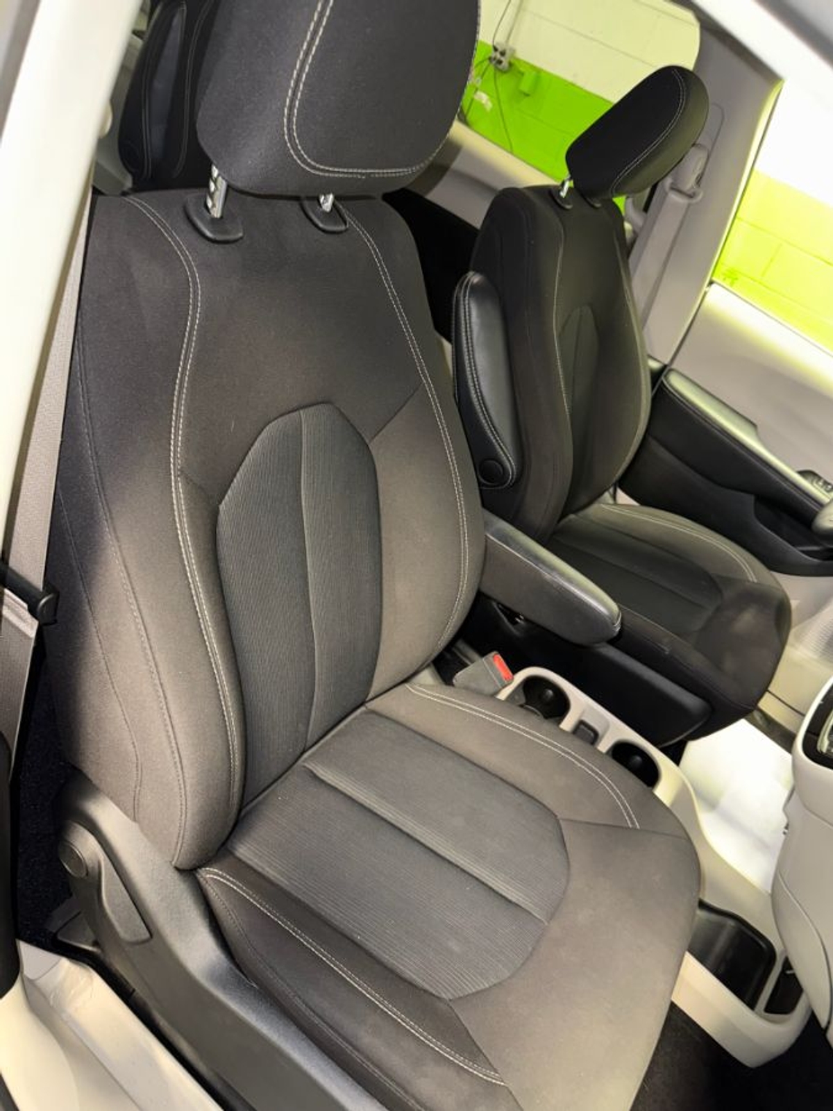 2024 CHRYSLER VOYAGER - Image 20