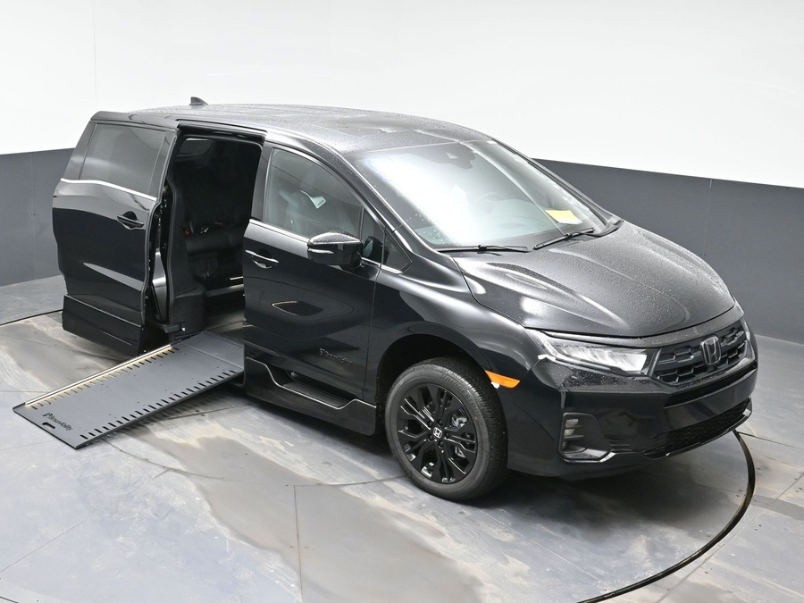 New 2026 Honda Odyssey Sport - BraunAbility Side Entry Entry In Floor Automatic Ramp