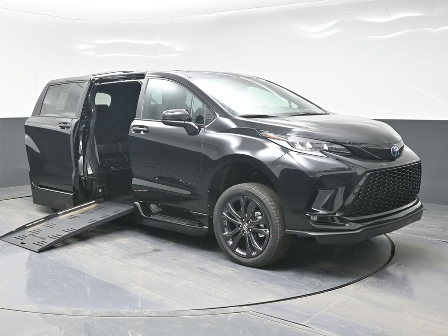 Black Toyota Sienna with Side Entry Automatic Fold Out ramp