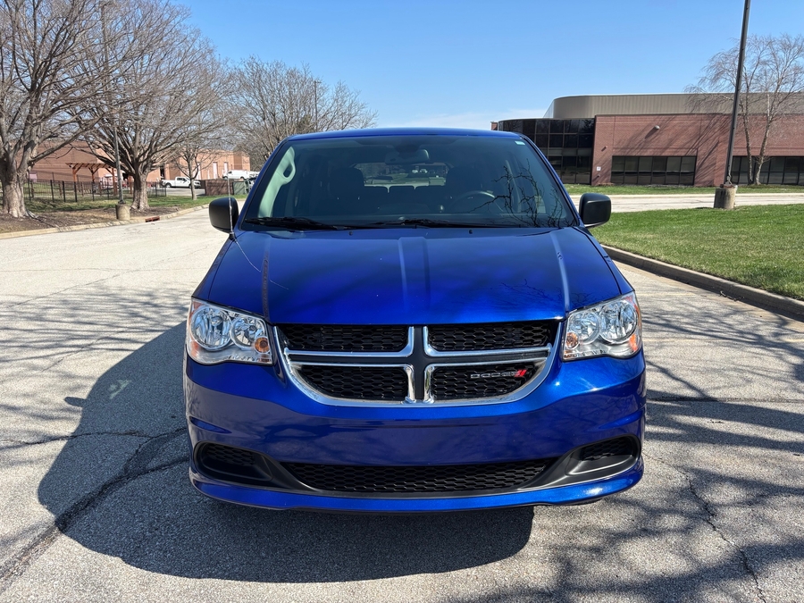 Used 2018 Dodge Grand Caravan SE -  Side Entry Entry Fold Out Automatic Ramp