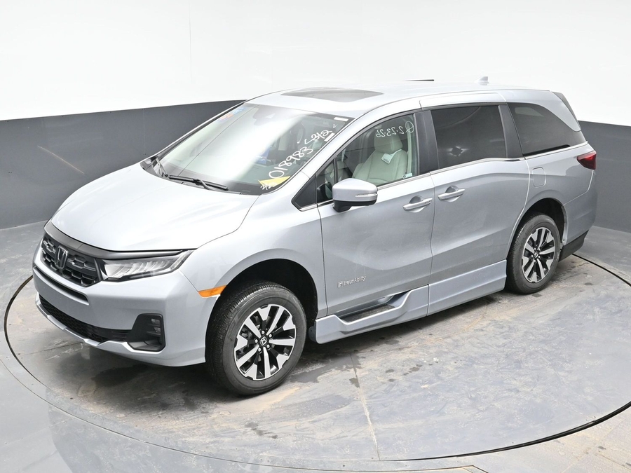 New 2026 Honda Odyssey EX-L - BraunAbility Side Entry Entry In Floor Automatic Ramp
