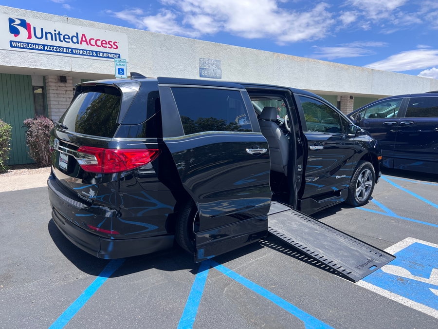 Used 2019 Honda Odyssey Touring - BraunAbility Side Entry In Floor Automatic Ramp