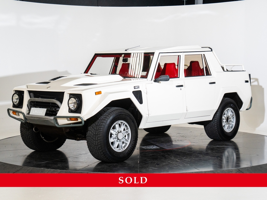 1990 Lamborghini LM002