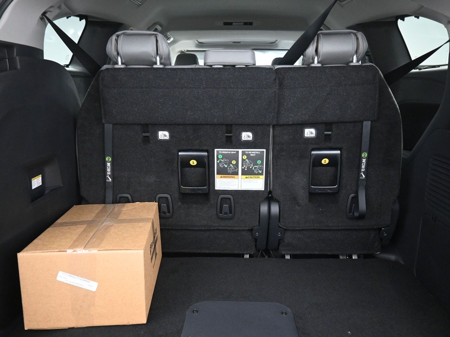 New 2026 Toyota Sienna Hybrid XLE Add - BraunAbility Side Entry Entry Fold Out Automatic Ramp