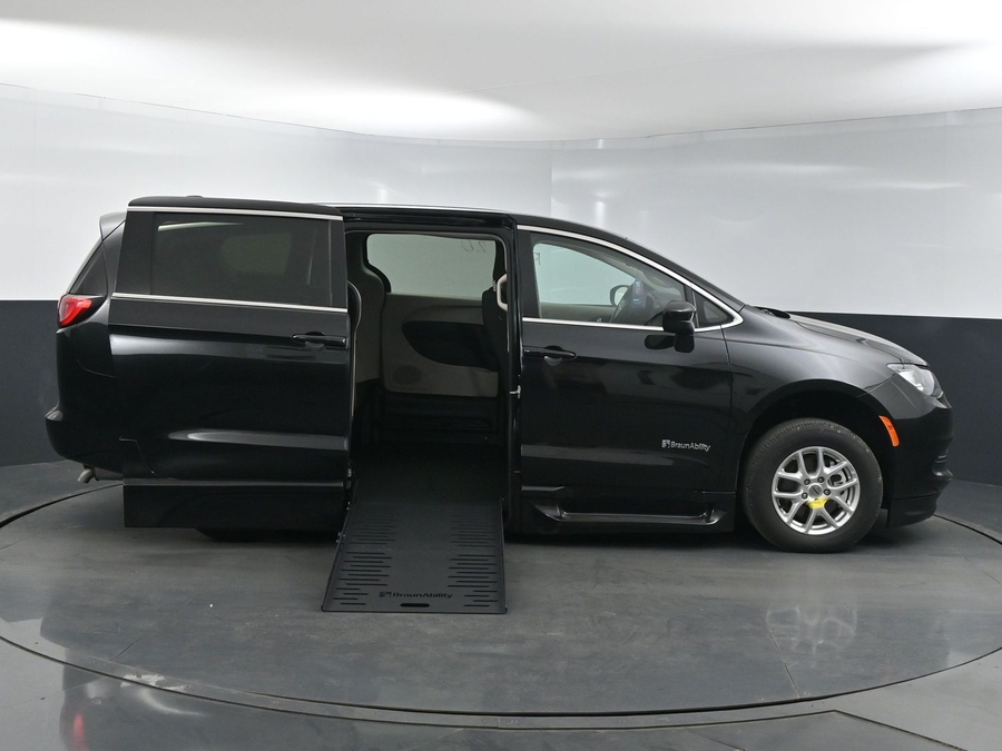 Used 2023 Chrysler Voyager LX - BraunAbility Side Entry Entry Fold Out Automatic Ramp