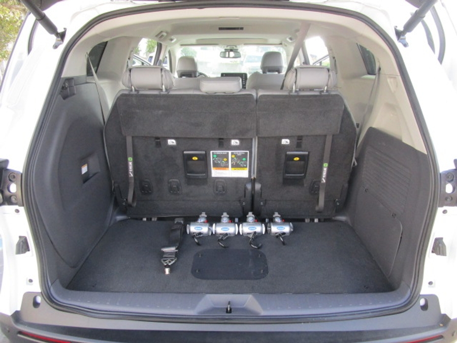 Used 2022 Toyota Sienna Hybrid XLE - BraunAbility Side Entry Entry Fold Out Automatic Ramp