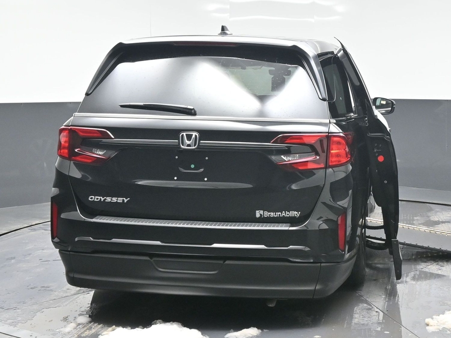 New 2026 Honda Odyssey EX-L - BraunAbility Side Entry Entry In Floor Automatic Ramp